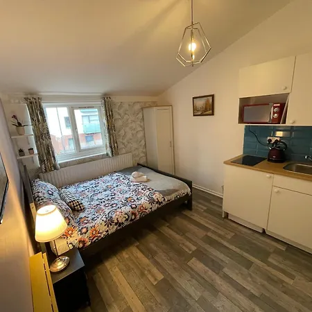 City Nest Studio #3 Londra Esterno foto